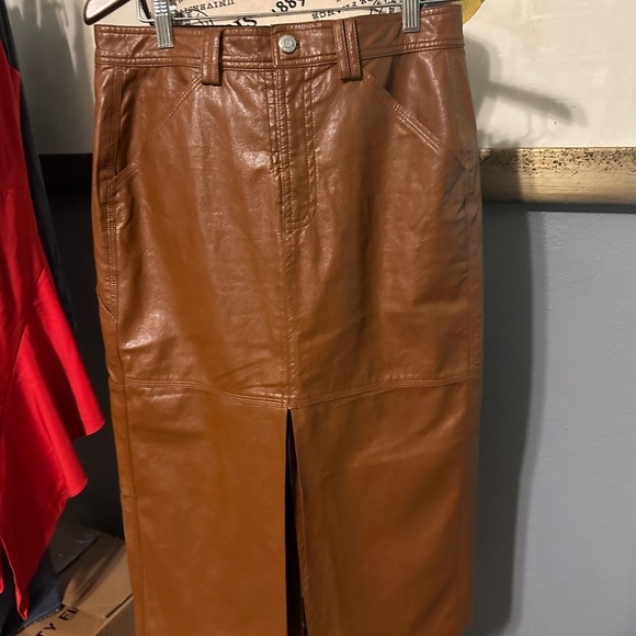 A.L.C. Alden midi vegan leather skirt in cognac - Picture 3 of 7
